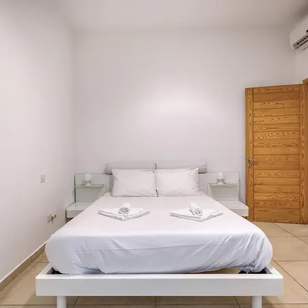 Stylish 1 Bedroom With Balcony Cambridge Lejlighed Sliema