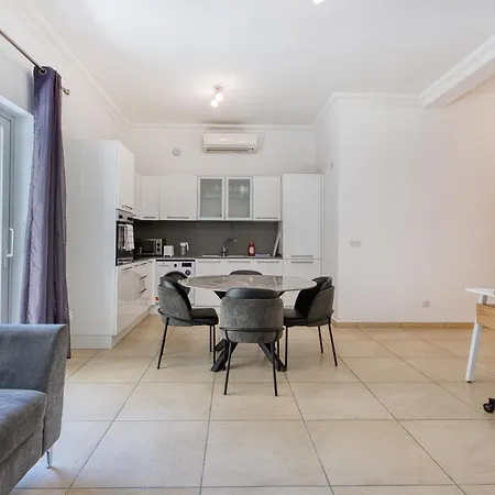 Lejlighed Stylish 1 Bedroom With Balcony Cambridge